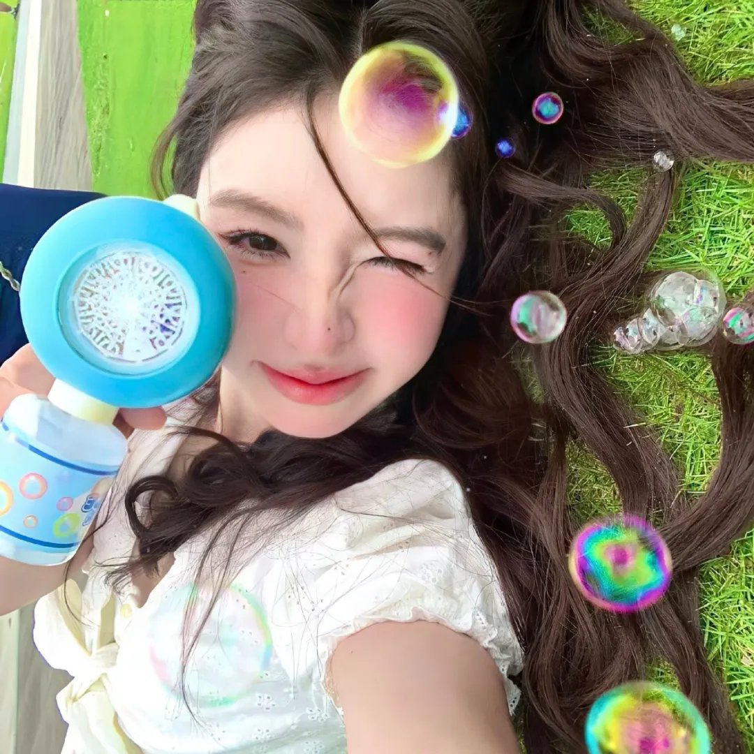全知干预视角